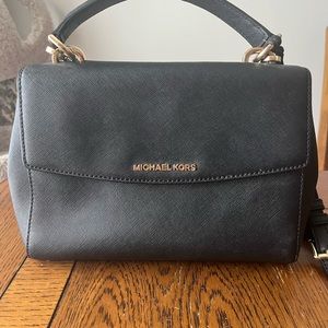 Michael Kors Crossbody